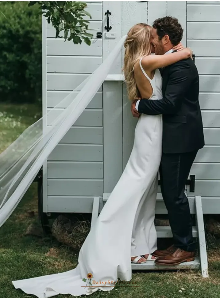 Sexy Backless Fitted Wedding Dress