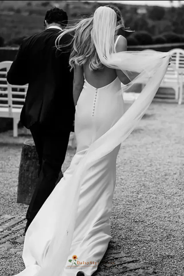 Sexy Backless Fitted Wedding Dress