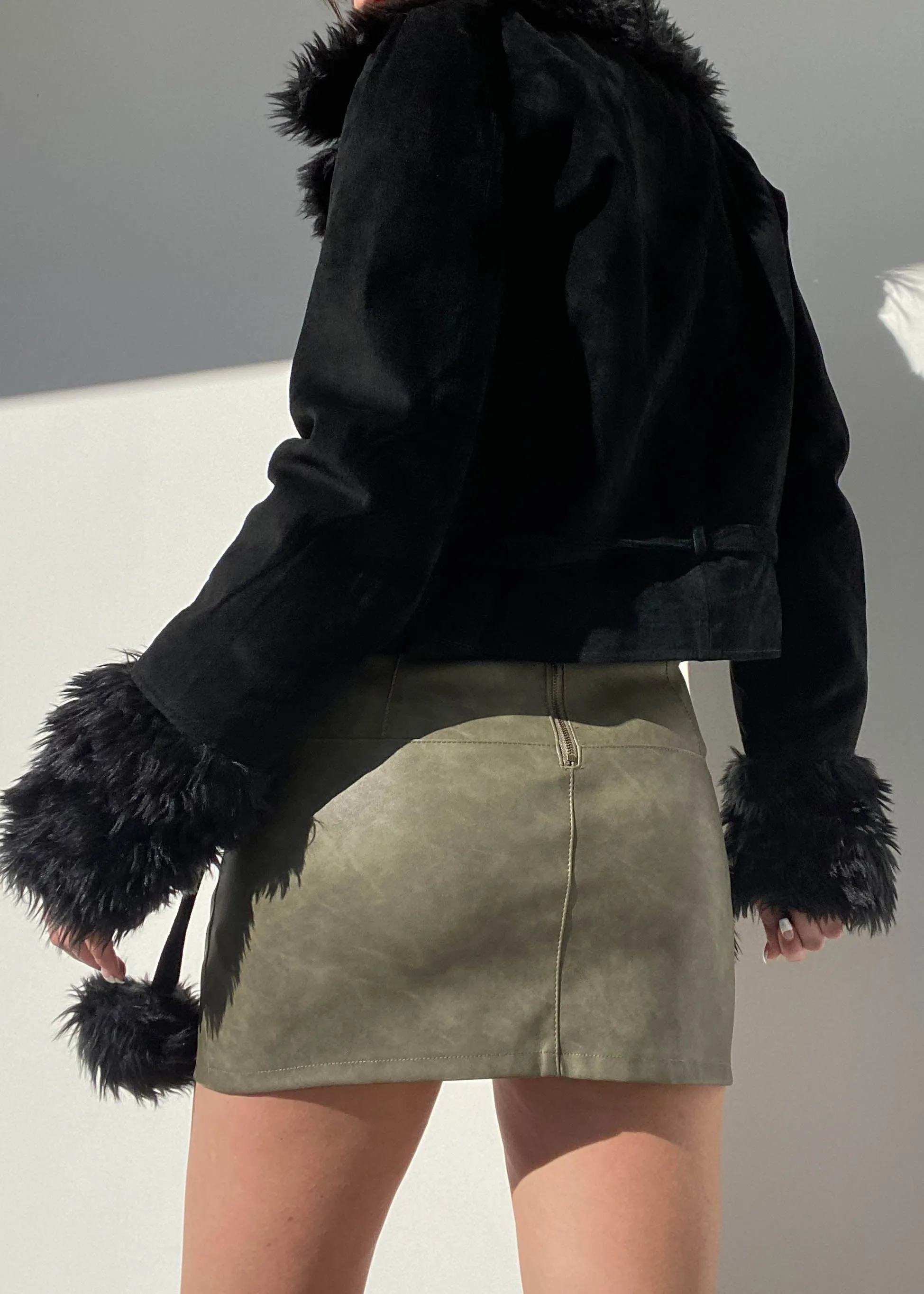 Vintage Black Leather Fur Trim Jacket (S)