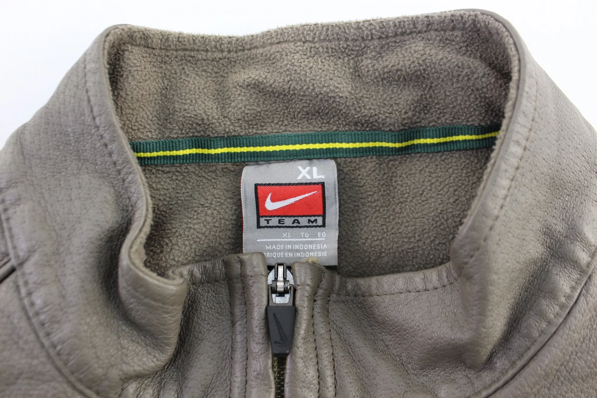 Y2K Nike Embroidered Logo Oregon Zip Up Jacket